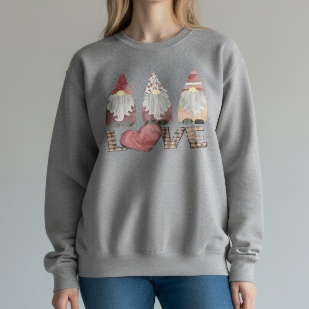 Womens XL Gnome Love Graphic Crewneck Sweatshirt Valentines Day